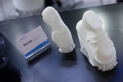 持續(xù)創(chuàng)新|晉江鞋博會聯泰科技重磅推出金屬3D打印機